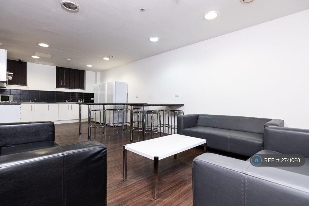 Shared Lounge