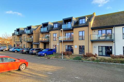 2 bedroom flat for sale, Buxton Drive