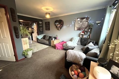 3 bedroom detached house to rent, Old Road, Acle NR13