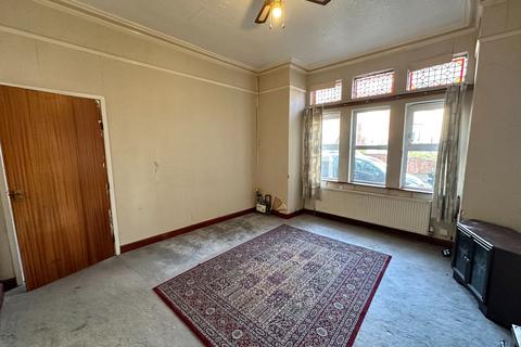 4 bedroom end of terrace house for sale, Wharfedale Street, Wednesbury WS10