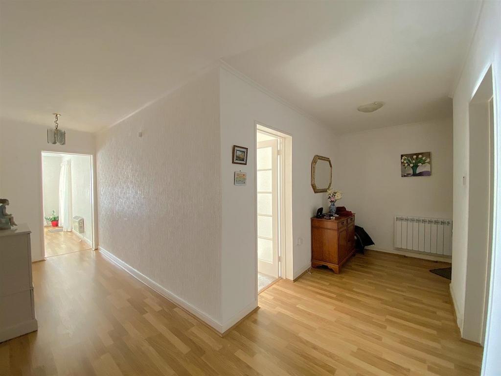 7 Tobago - Hall.jpg