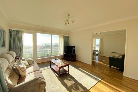 2 bedroom flat for sale, West Parade, Bexhill-On-Sea