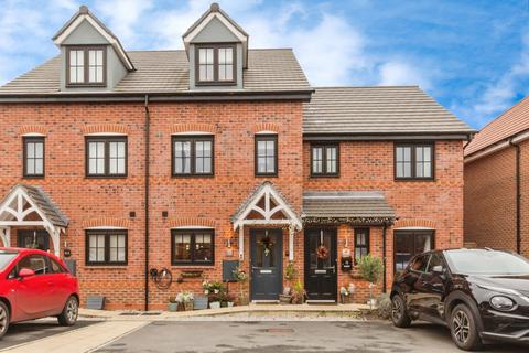 George Jackson Avenue, Crewe CW4