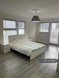 3 bedroom flat to rent, Minerva Way, Glasgow, G3