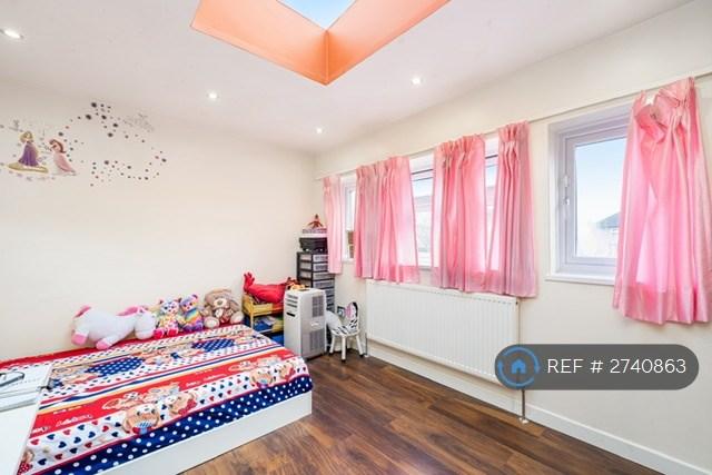 3rd Bedroom - Upstair