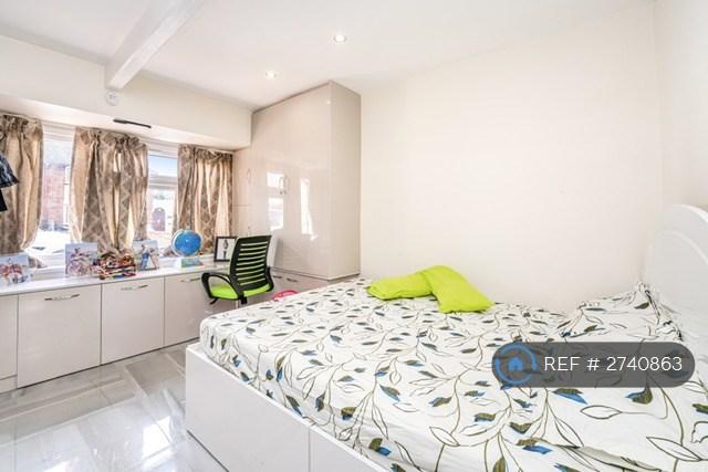 4th Bedroom - Downstair