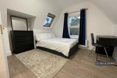 1 bedroom in a house share to rent, Oxford Road, Reading, RG30