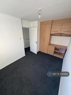 2 bedroom terraced house to rent, Oakworth Street, Manchester, M9