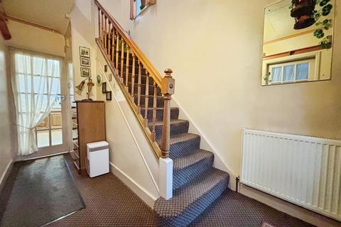 undefined, Grove House Road, Bradford BD2
