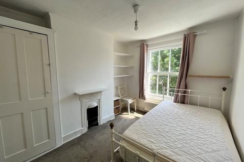 5 bedroom terraced house to rent, Park Crescent Road, Brighton, BN2 3HS