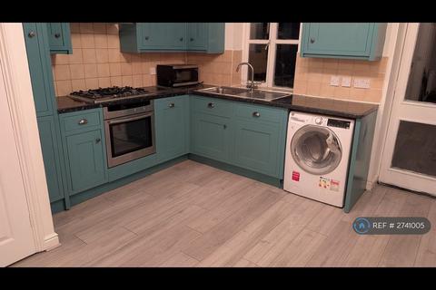 undefined, Rookes Crescent, Chelmsford, CM1
