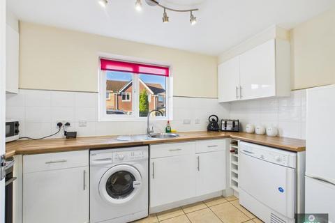 undefined, Lyon Close, Maidenbower RH10