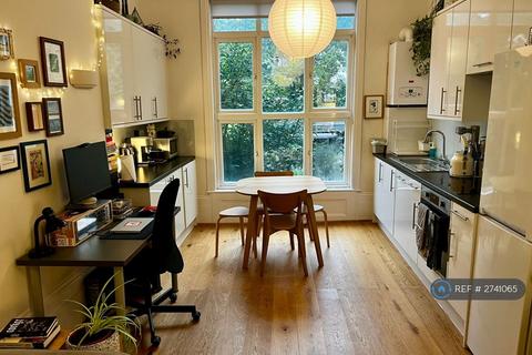 1 bedroom flat to rent, Yonge Park, London, N4