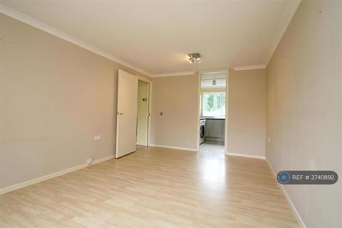 1 bedroom flat to rent, Downside, Hemel Hempstead, HP2