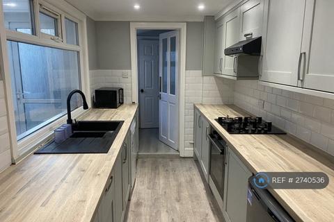 3 bedroom terraced house to rent, Russell Road, Great Yarmouth, NR30