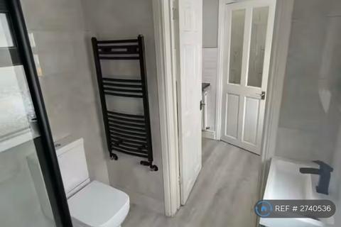 3 bedroom terraced house to rent, Russell Road, Great Yarmouth, NR30