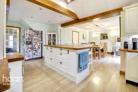 4 bedroom semi-detached house for sale, St Marys Close, Nottingham