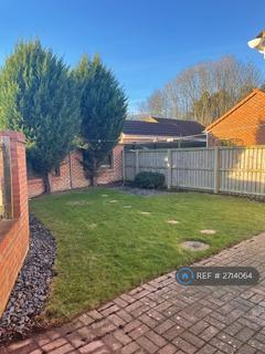 3 bedroom semi-detached house to rent, Airedale Drive, Bridlington, YO16