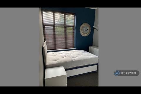 1 bedroom in a house share to rent, Hucknall Road, Nottingham, NG5