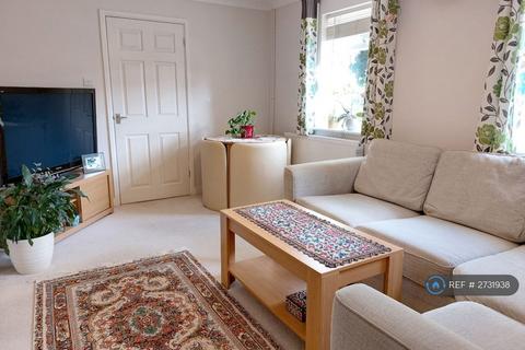 2 bedroom terraced house to rent, Prince William Way, Cambridge, CB22