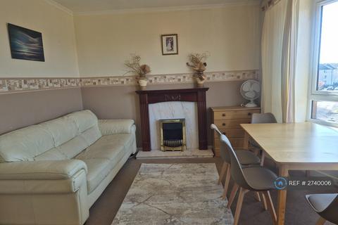 2 bedroom flat to rent, Main Street, Glasgow, G40