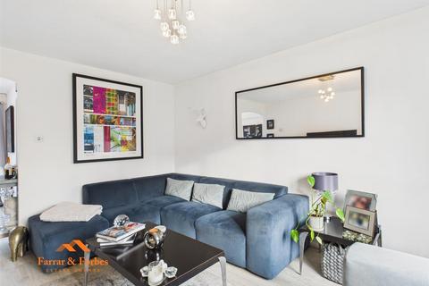 3 bedroom semi-detached house for sale, Chiffon Way, Salford M3