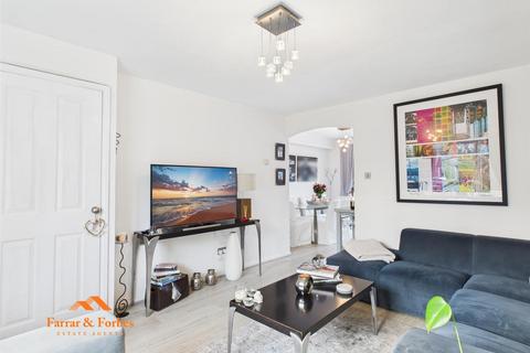 3 bedroom semi-detached house for sale, Chiffon Way, Salford M3