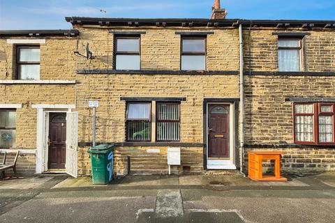 undefined, Parratt Row, Bradford BD3