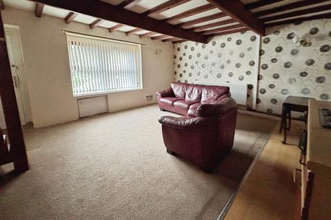 undefined, Parratt Row, Bradford BD3