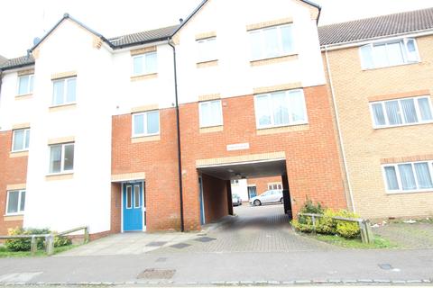 1 bedroom flat to rent, Sarum Court, Luton, LU3