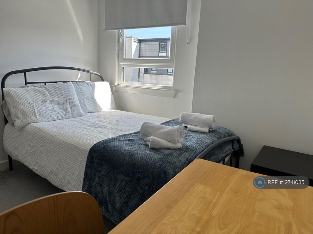 Second Bedroom With Twin Bed