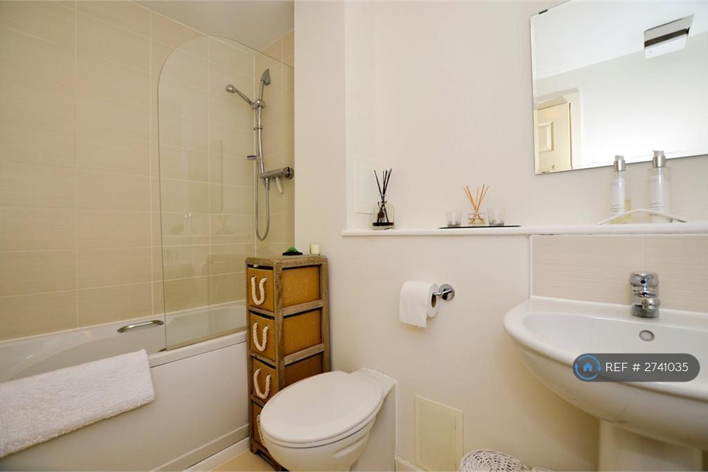 Main Bathroom