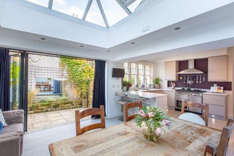4 bedroom semi-detached house for sale, Roundhay, Leeds LS8