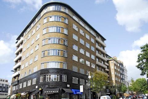 1 bedroom flat to rent, Winchester Court, London W8