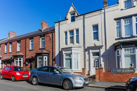 1 bedroom flat to rent, Featherstone Street, Sunderland, SR6