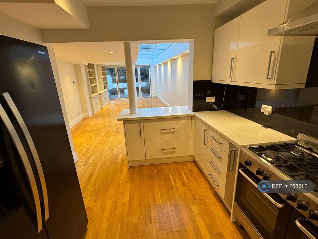 Kitchen And Livingroom