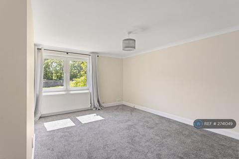 2 bedroom flat to rent, Christian Crescent, Edinburgh, EH15