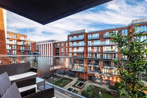 1 bedroom apartment to rent, Gaumont Place, London SW2