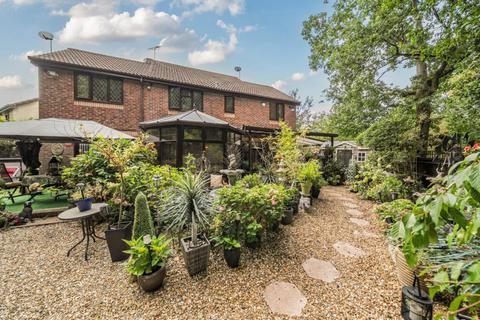 5 bedroom detached house for sale, FAWLER MEAD, THE WARREN, BERKSHIRE, RG12 9YW