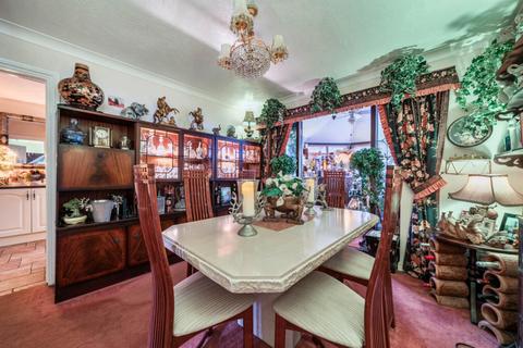 5 bedroom detached house for sale, FAWLER MEAD, THE WARREN, BERKSHIRE, RG12 9YW
