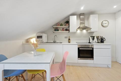 1 bedroom apartment for sale, Hackney E5