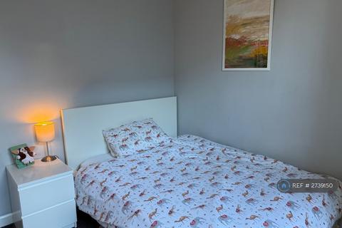 undefined, Juniper Terrace, Juniper Green, EH14