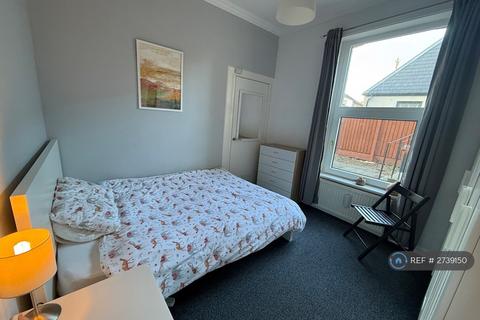 undefined, Juniper Terrace, Juniper Green, EH14
