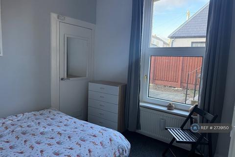 undefined, Juniper Terrace, Juniper Green, EH14