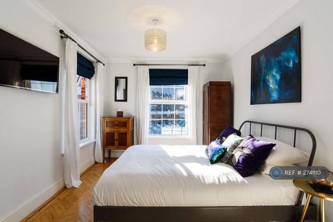 2 bedroom flat to rent, Windsor House, Cardiff, CF10