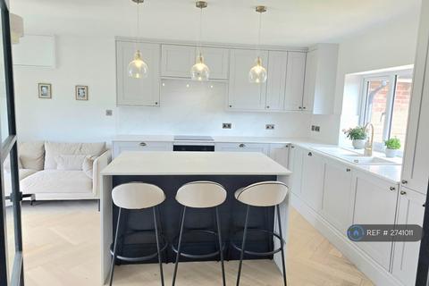undefined, Farm Lane, Great Bedwyn, SN8