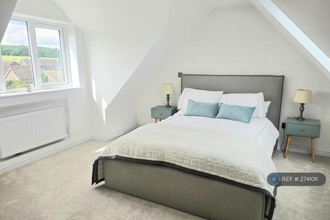undefined, Farm Lane, Great Bedwyn, SN8