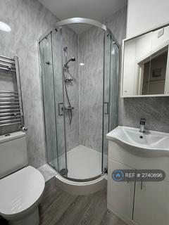 Studio to rent, Finchley Road, London, NW11
