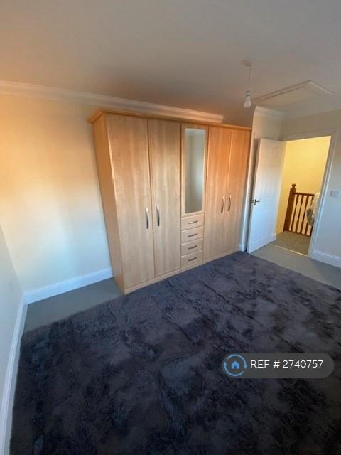 Bedroom With Wardrobes Included