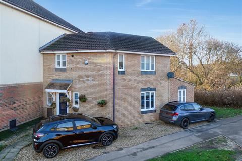 4 bedroom end of terrace house for sale, Flaxley Gate, Milton Keynes MK10